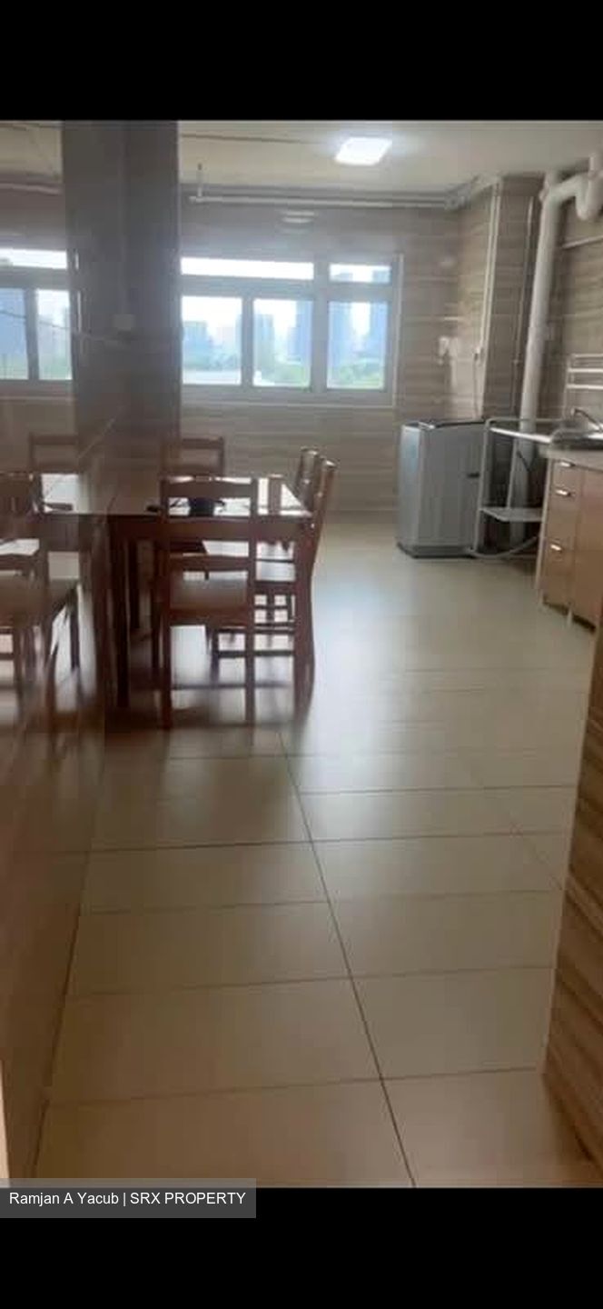 Blk 24 Teban Gardens Road (Jurong East), HDB 5 Rooms #566337811